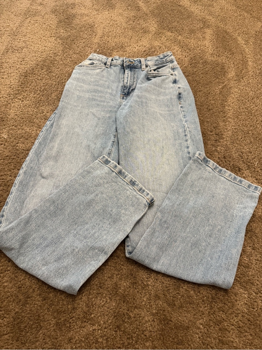 Women’s Light Wash Straight Leg Jeans - Light Blue
